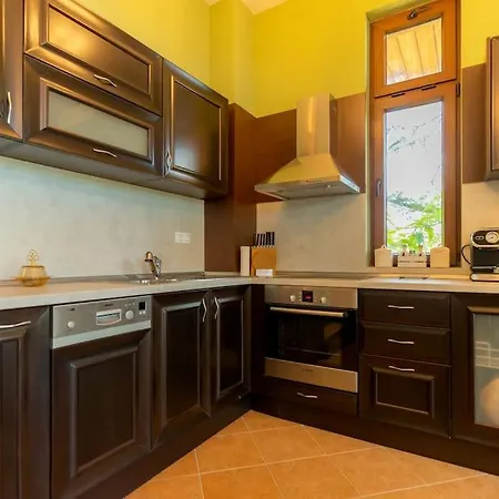 Луксозна вила Luxury 2 Bedroom In Sozopolis